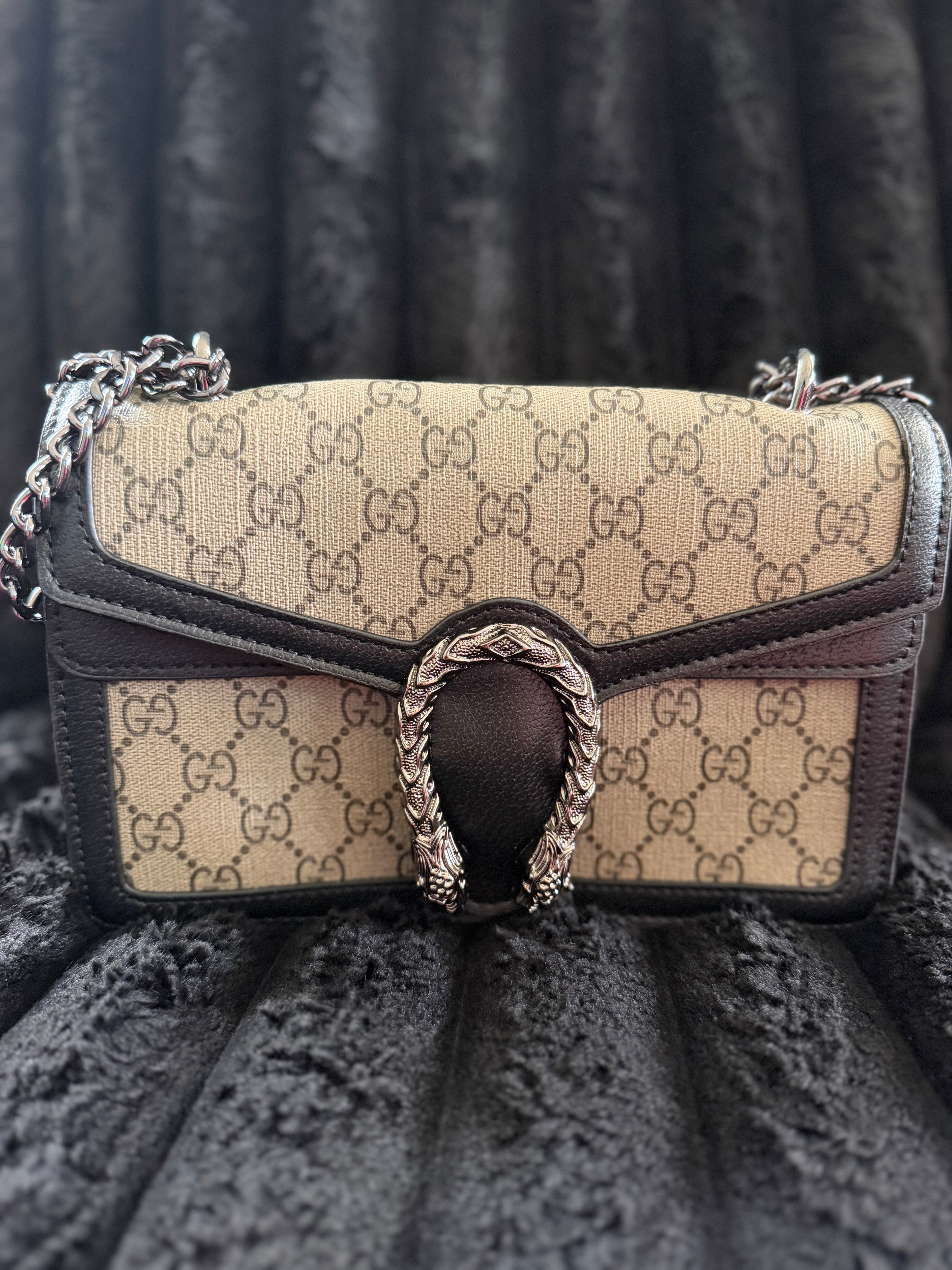 GG Medium Shoulderbag